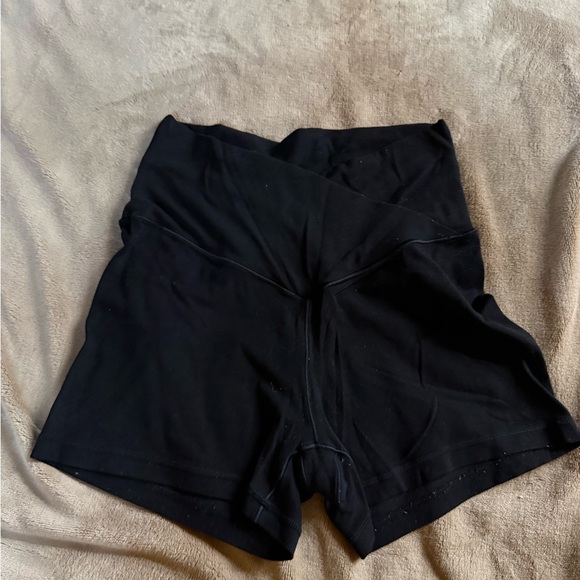 Aerie Black Athletic Shorts - Picture 1 of 2